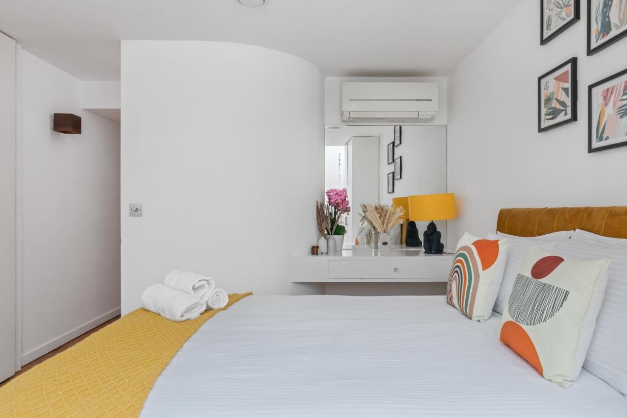 Trafalgar Square Arty Apartment ロンドン エクステリア 写真