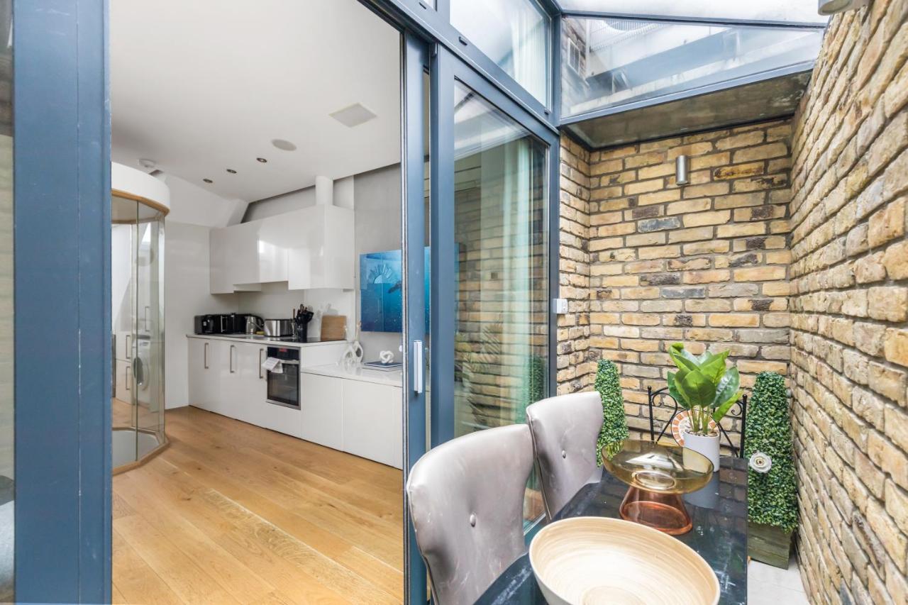 Trafalgar Square Arty Apartment ロンドン エクステリア 写真